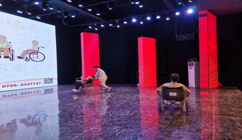 霞山区:“农村电商+南粤家政”赋能乡村振兴 人才建设568.png