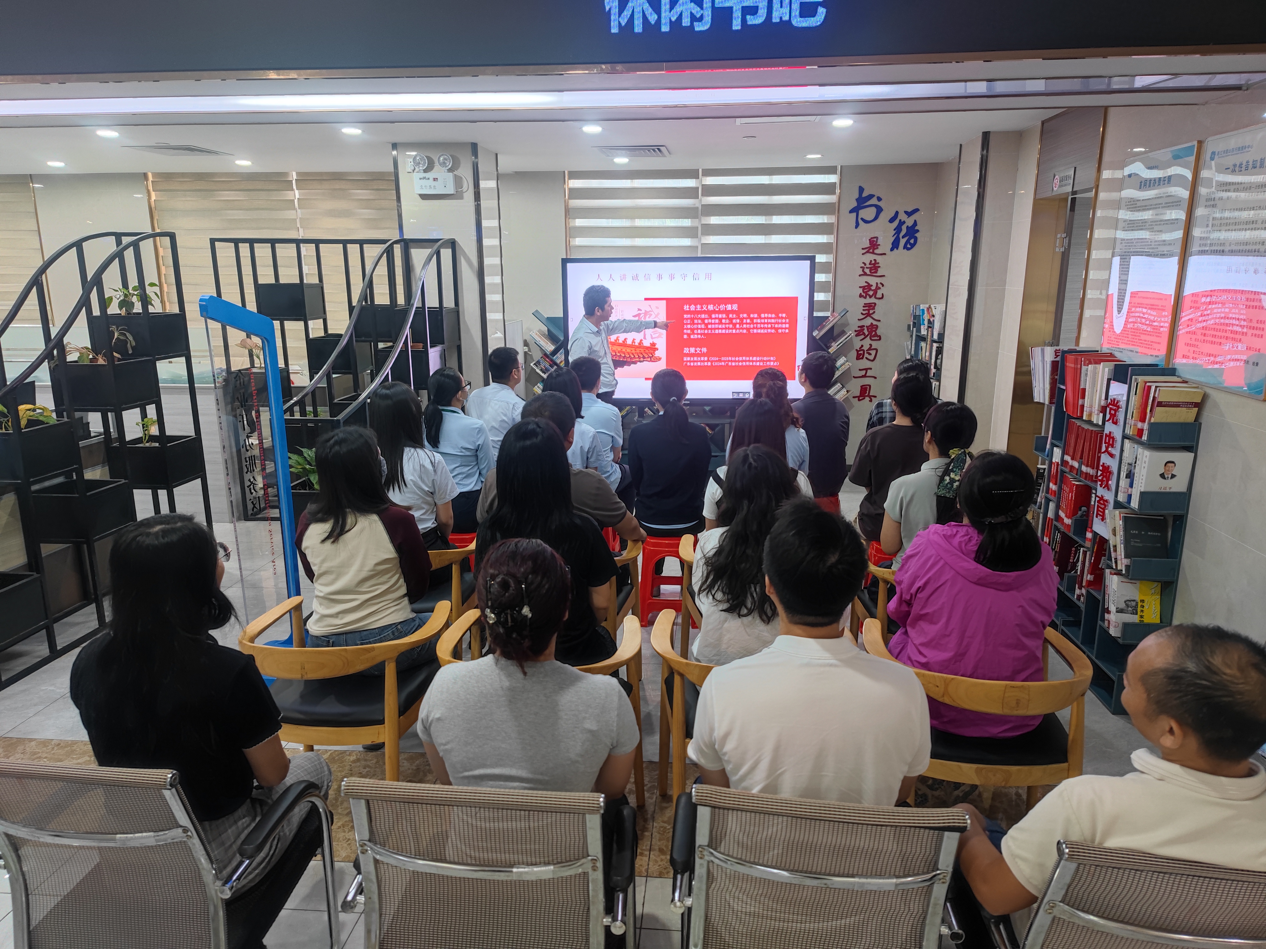 图2.jpg