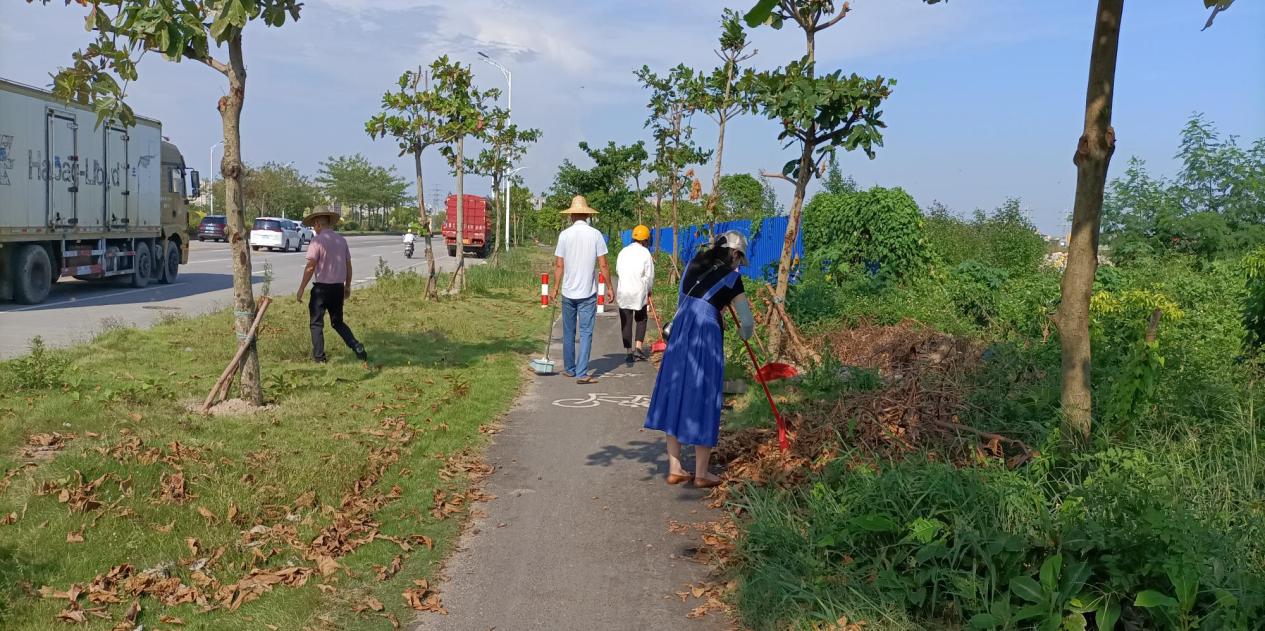 建设街道环境卫生大整治,重点路段焕新颜!.docx_4